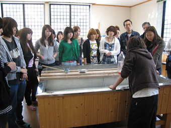 飯山で伝統工芸体験